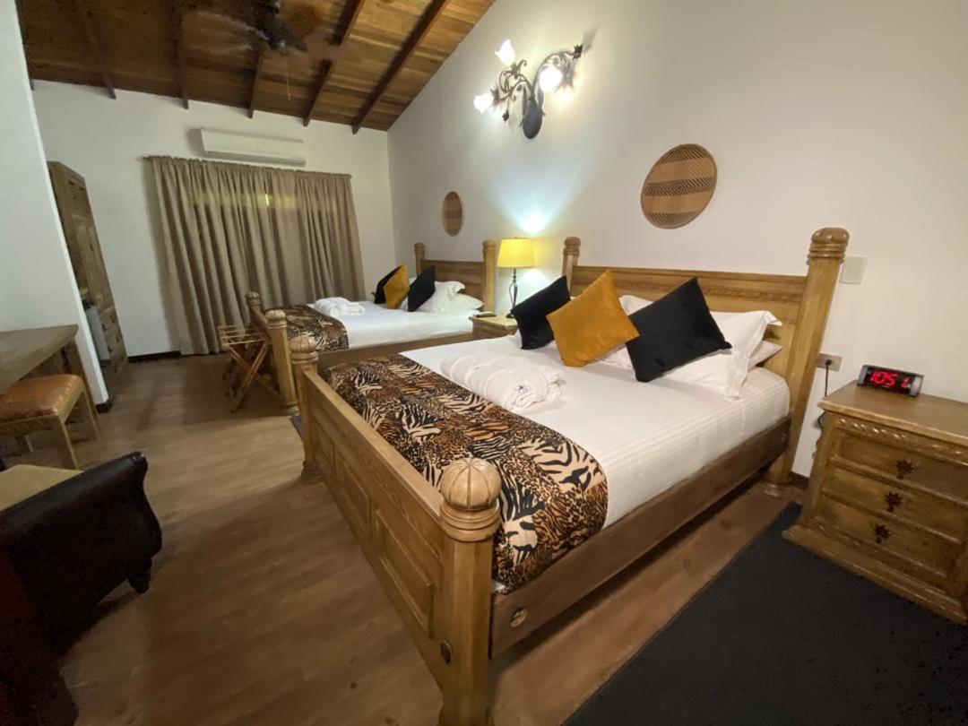 Ara Meru Lodge Canaima Extérieur photo
